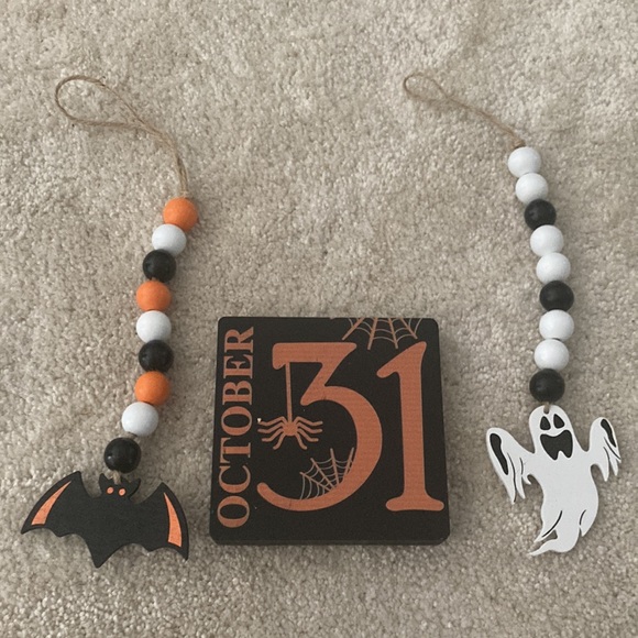 Rustic Wooden Halloween Decoration Bundle Great Condition - Picture 4 of 8